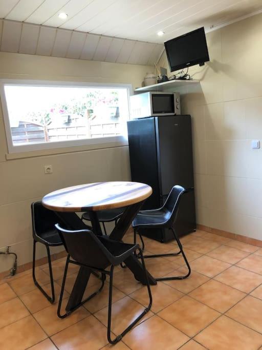 Appartement Type Loft Avec Terrasse 셰르부르 앙 코탱탕 외부 사진
