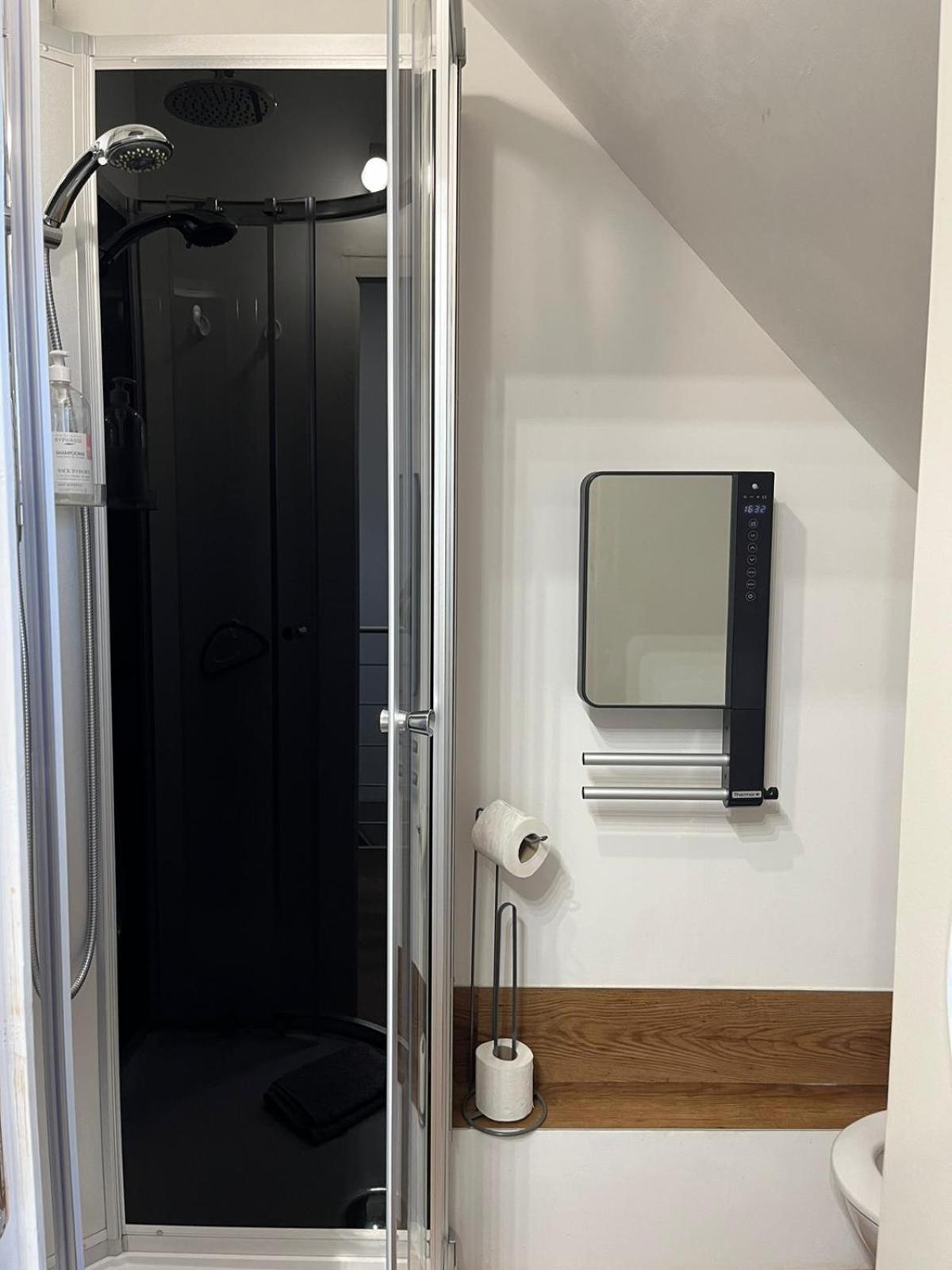 Appartement Type Loft Avec Terrasse 셰르부르 앙 코탱탕 외부 사진